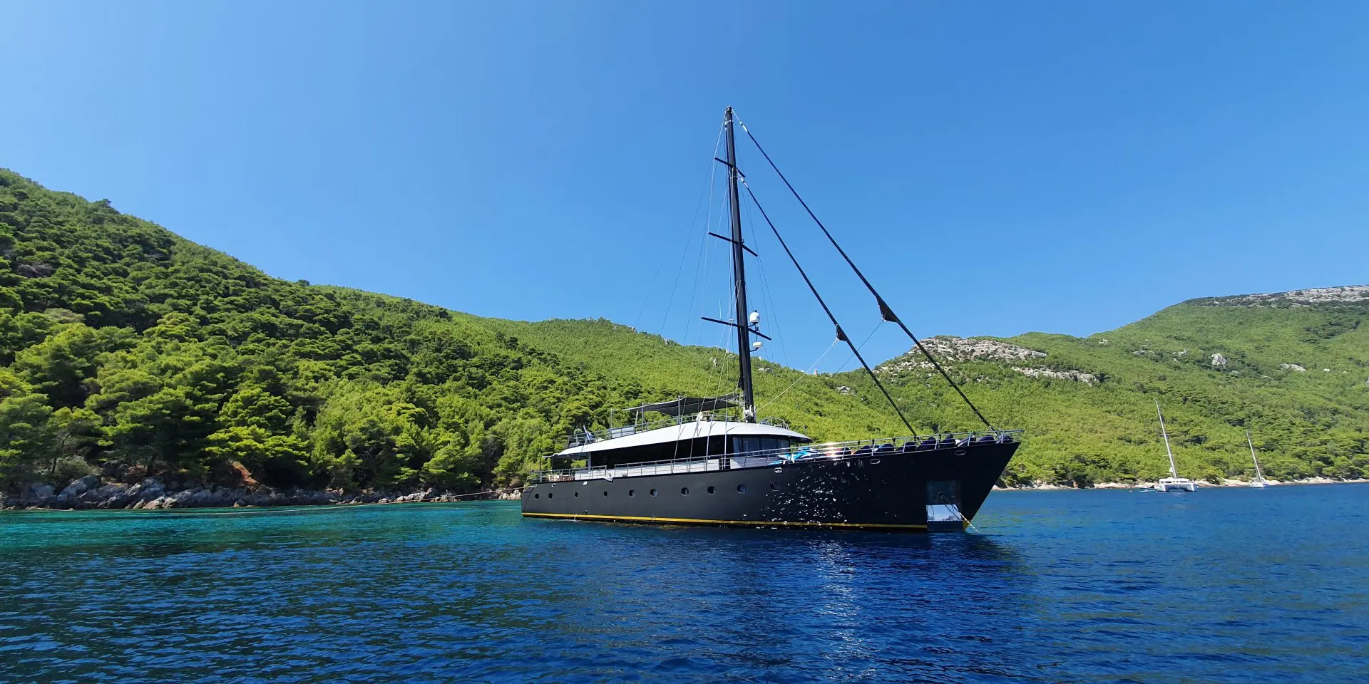 The Exterior - Image 3