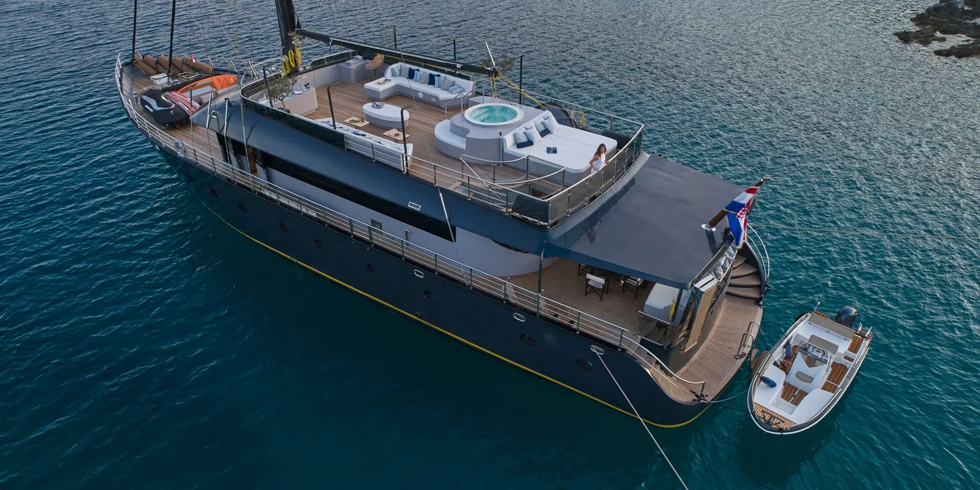 The Exterior - Image 4