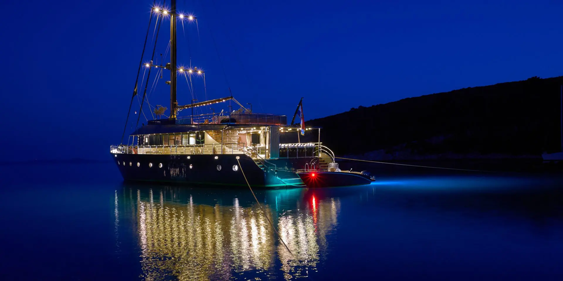 The Exterior - Image 6