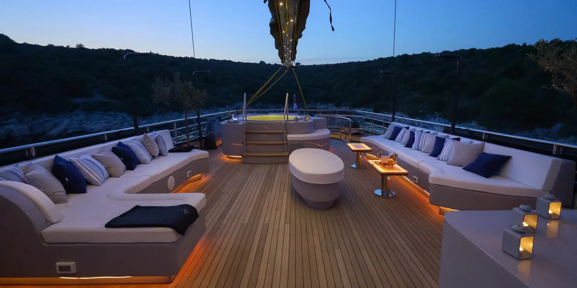 The Exterior - Image 11